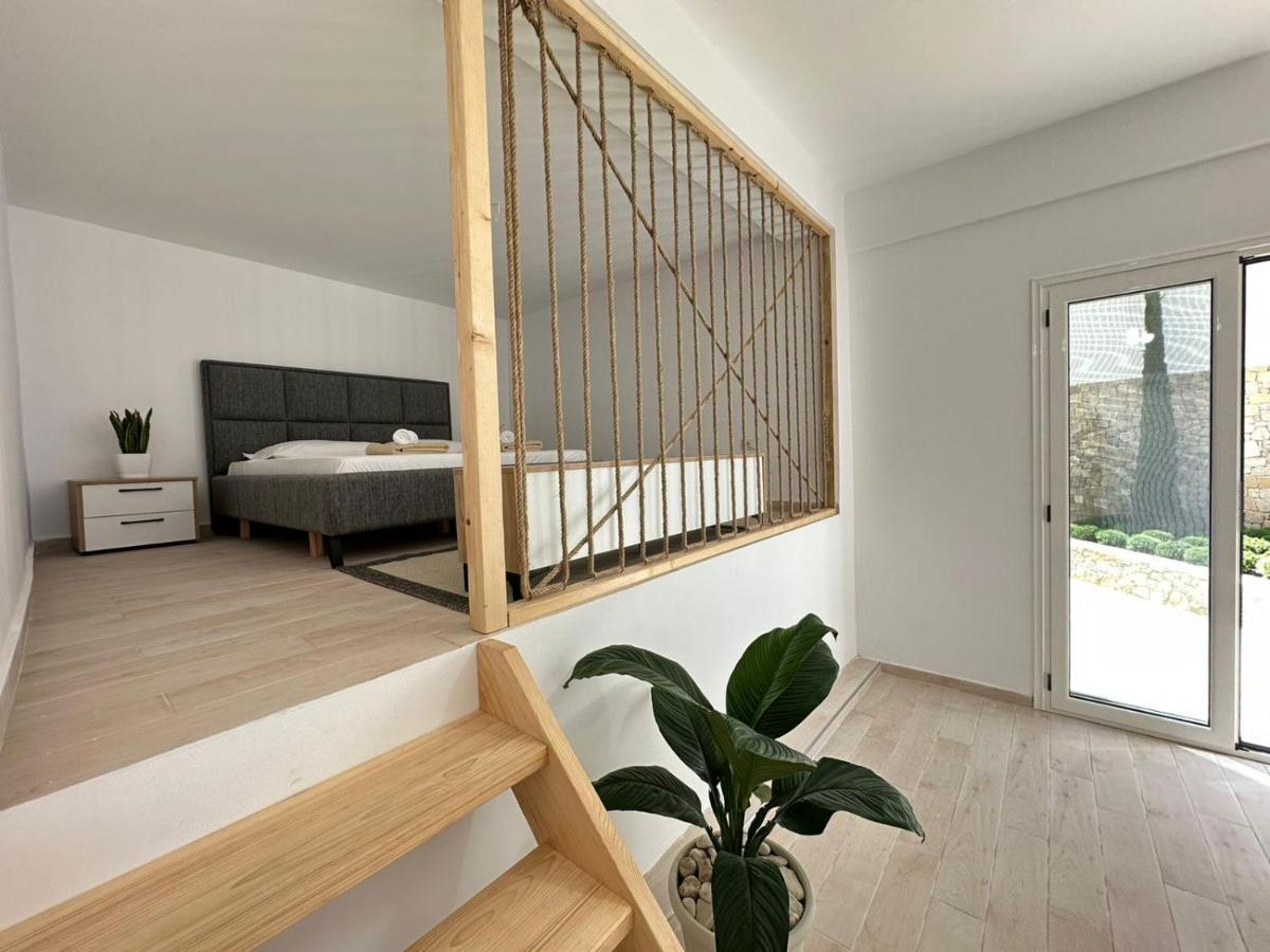 Perla Luxury Apartment - Private Patio & Parking Vlorë Eksteriør bilde