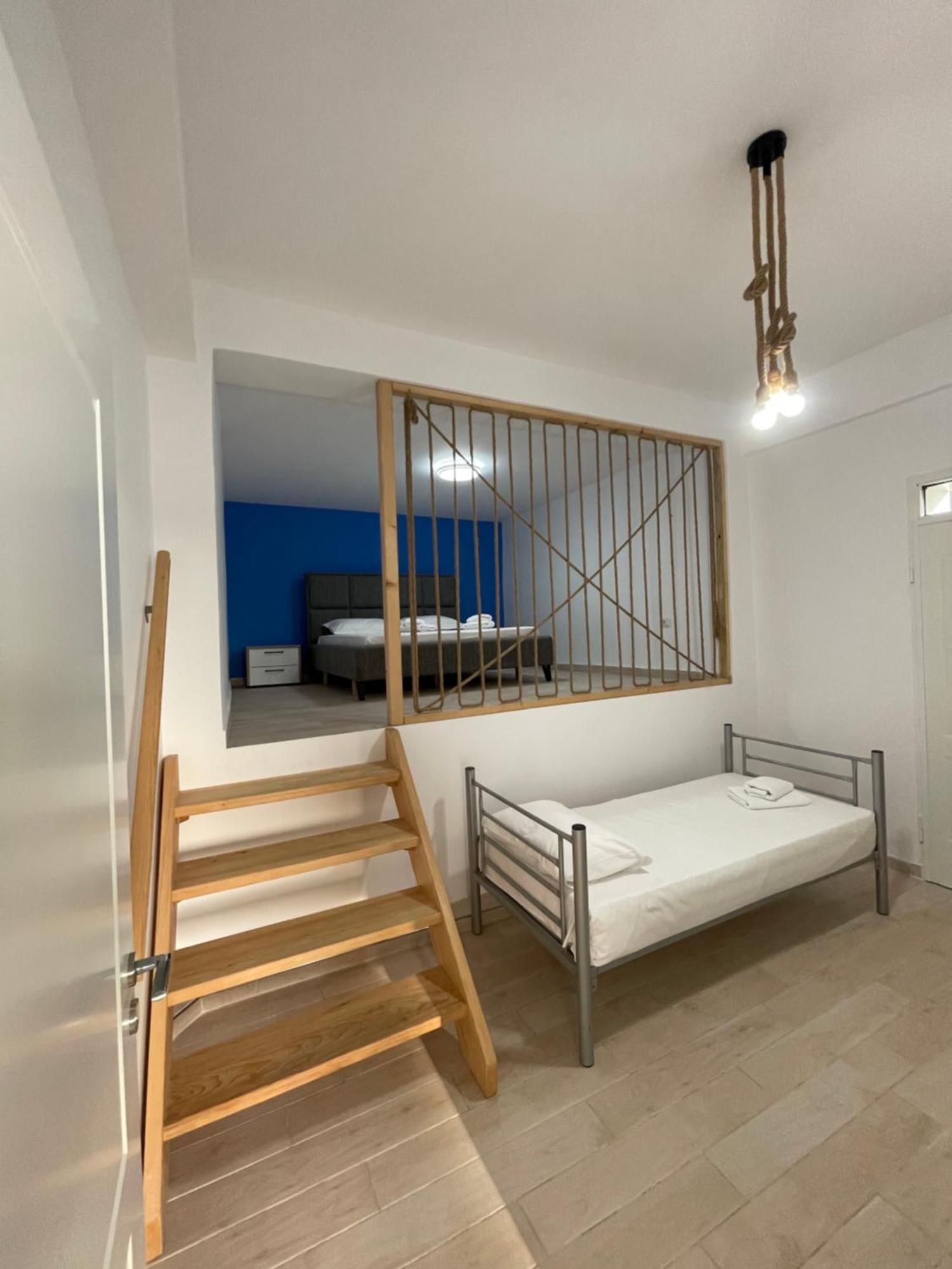 Perla Luxury Apartment - Private Patio & Parking Vlorë Eksteriør bilde